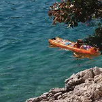 Iv * Manjadvorci