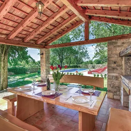 Dom wakacyjny Iv Manjadvorci