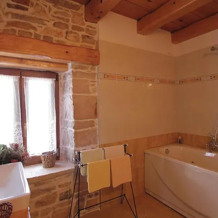 Holiday home Awesome In With Wifi